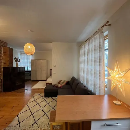Cozy Flat With Fireplace Tallinn Exterior photo