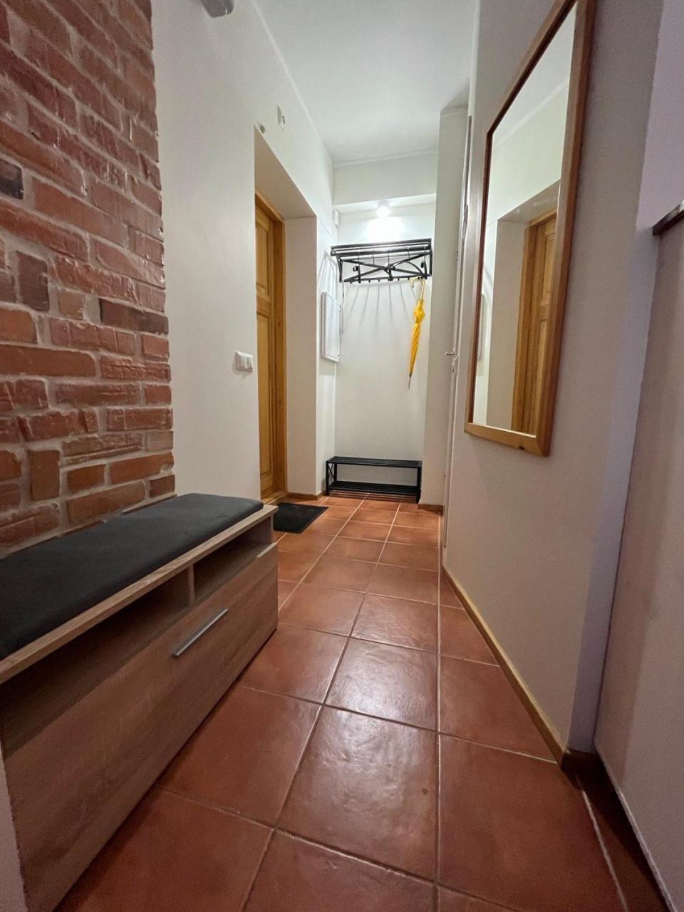 Apartment Cozy Flat With Fireplace